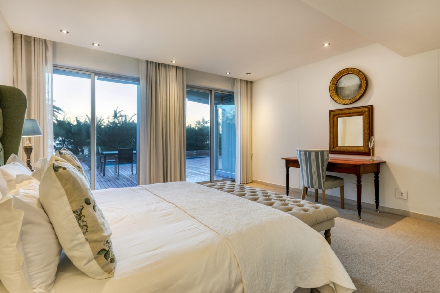 To Let 5 Bedroom Property for Rent in Camps Bay Western Cape